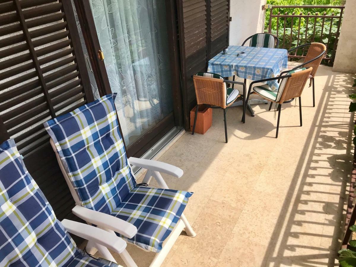 Apartments Markelj โลเวร็ตชิกา ภายนอก รูปภาพ