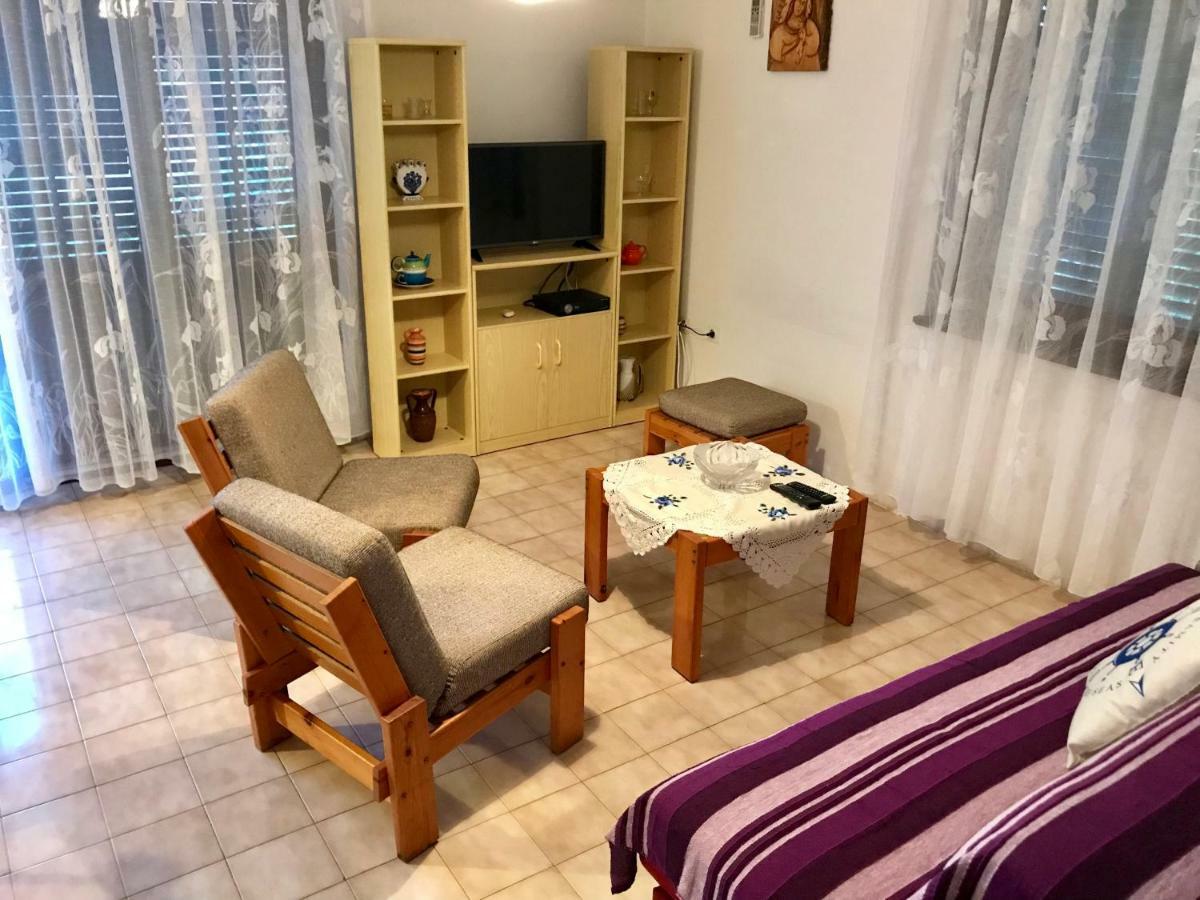 Apartments Markelj โลเวร็ตชิกา ภายนอก รูปภาพ